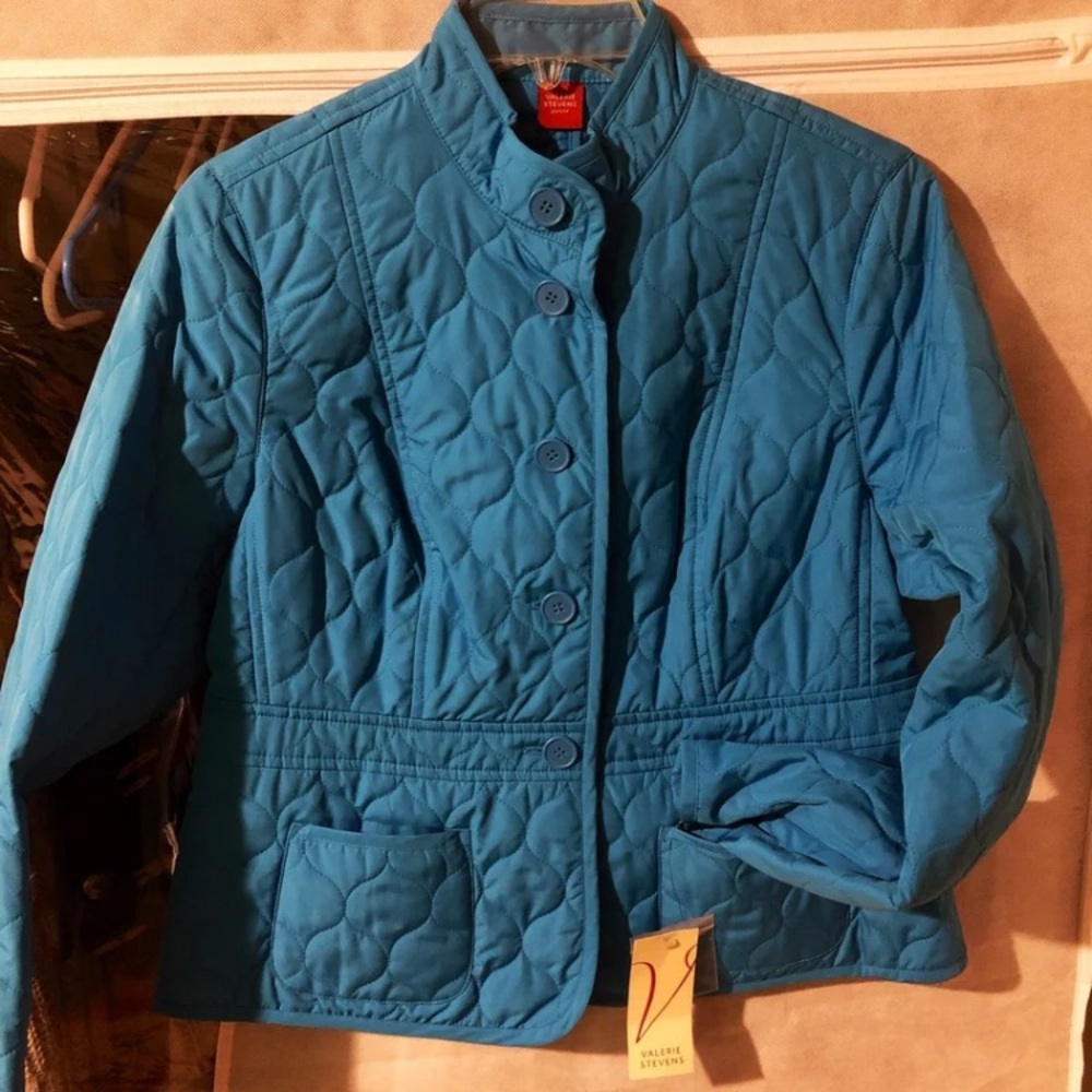 Brand new Valerie Stevens and light weight jacket